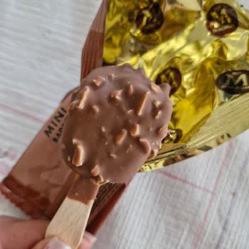 Magnum Mini Dondurmasında Yarım Ürün Eksikliği Ve Hayal Kırıklığı