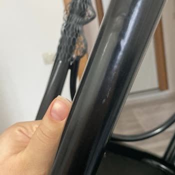 Ayıplı Sandalyeler, Değişim Sözünün İhlali Ve Hukuki Takip Tehdidi