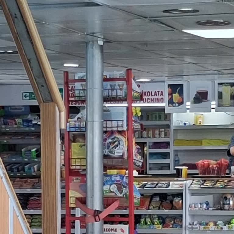Eminönü Sarıyer Vapuru İçinde Su Fiyatı Tutarsızlığı