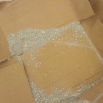 Hasarlı Kedi Kumu Teslimatı Ve Tazminat Talebi