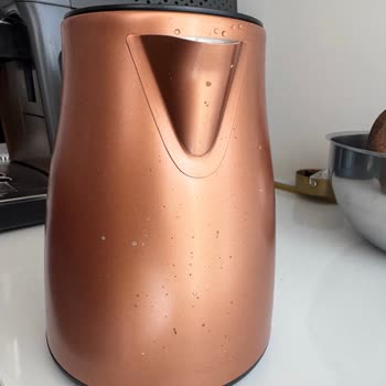 Arçelik Çay Makinesi Kaplaması Kullanım Öncesi Soyulmaya Başladı, Garanti Değişim Talebi