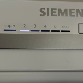 Soğutmayan Siemens Buzdolabı Ve Cevapsız Servis