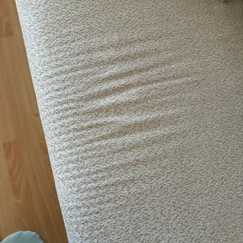 Koltuk Takımındaki Üretim Hataları Ve Servis Eksikliği Sebebiyle Tam İade İsteği
