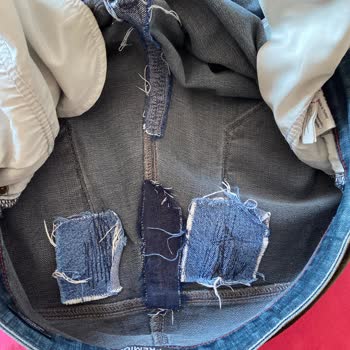 Mavi Premium Jean Pantolonunda Dayanıksız Kumaş Ve Sürekli Yırtılma
