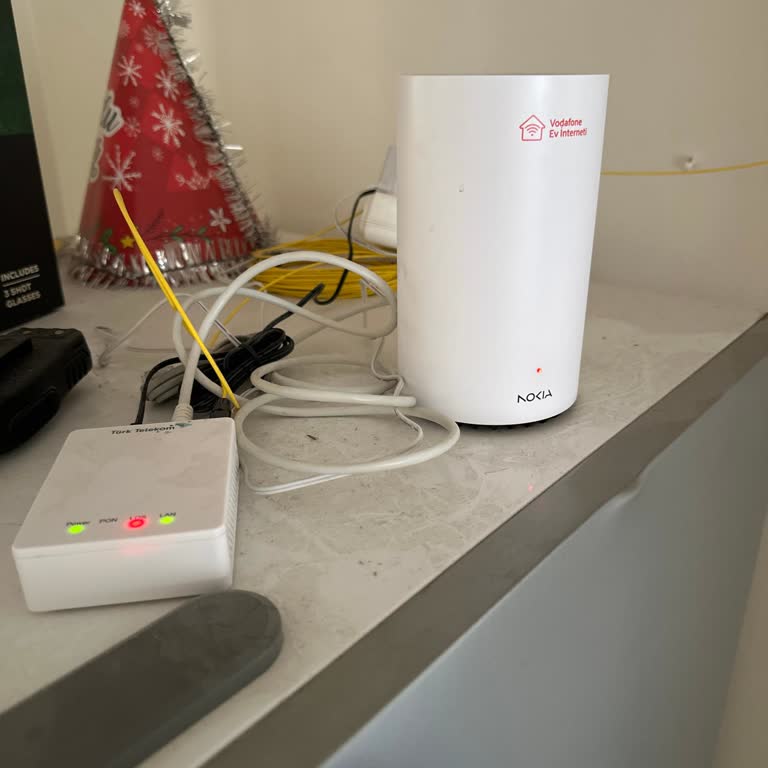 İnternetsiz Kalan Tek Vodafone Kullanıcısının Sürekli Oyalama Ve Çözüm Bekleyişi