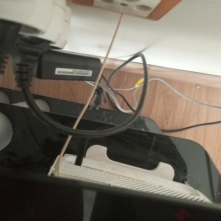 Kısa Fiber Kablo Kurulumu Nedeniyle Modem Sorunu Ve Ücretsiz Düzeltme Talebi