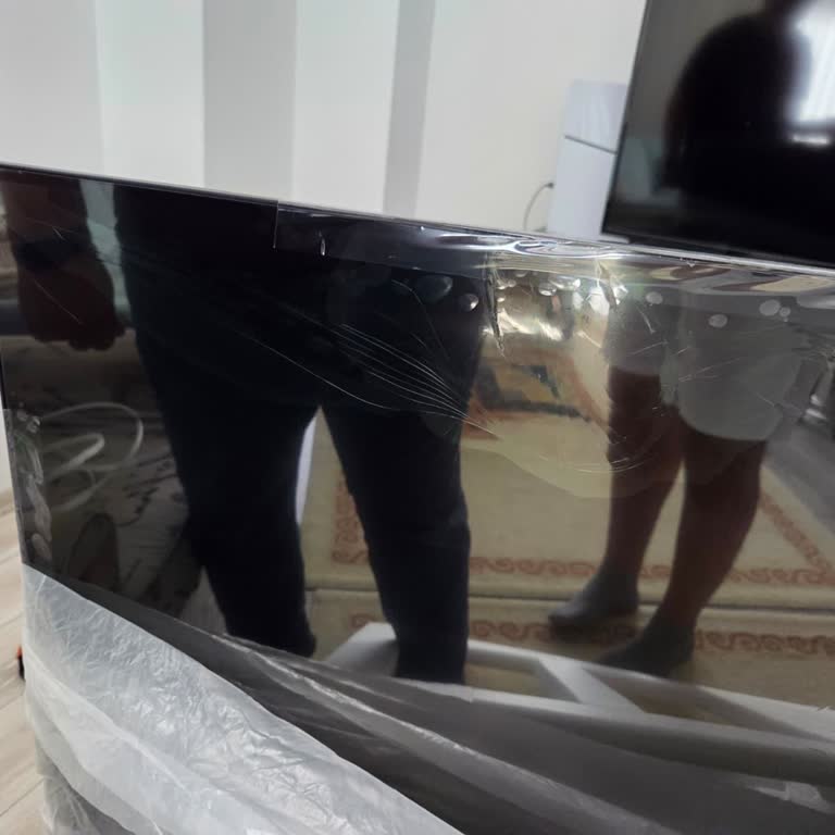 Kırık Televizyon İçin Rapor Gecikmesi Ve Kaba Müşteri Hizmetleri