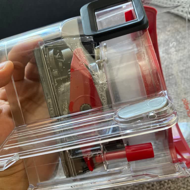 Dyson Süpürge İçin Yanlış Bilgi Ve Ücretsiz Hazne Değişimi Talebi
