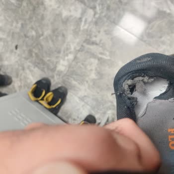 Garanti Kapsamındaki Ayakkabının Dört Ayda Topuk İçi Yırtılması Ve Değişim Reddi
