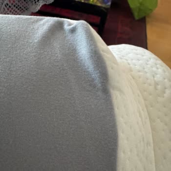 Hijyenik Olmayan Ortopedik Yastık Ve Kaba Satıcı Tutumu İade Talebimi Reddetti
