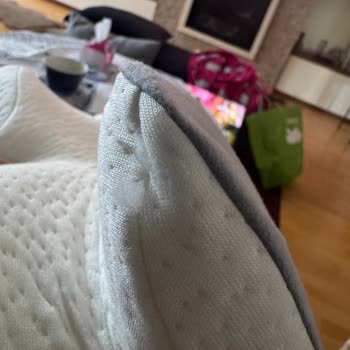 Hijyenik Olmayan Ortopedik Yastık Ve Kaba Satıcı Tutumu İade Talebimi Reddetti