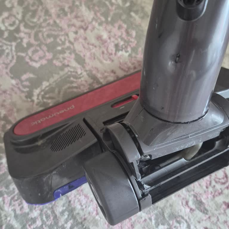 Dyson Animal Pro Süpürge Başlığı Tekrar Kırıldı, Garanti Kapsamında Ücretsiz Değişim Talebi