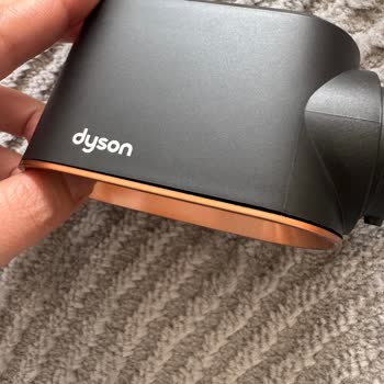 Dyson Airwrap Hızlı Kurutma Başlığındaki Üretim Hatası Ve Yetersiz Müşteri Desteği