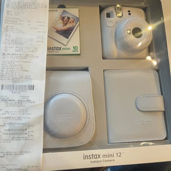 Instax Mini 12 Kameranın Çalışmamasına Karşı Anında İade Beklentisi