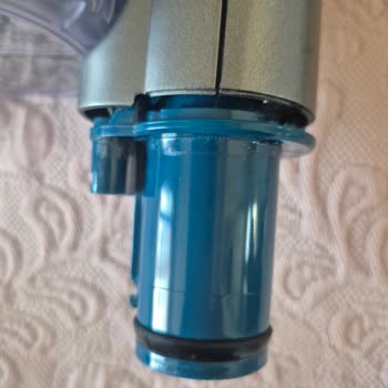 Philips 8000 Süpürge İç Parçası Kırıldı, Garanti Dışı Red Ve Parça Tedarik Edilmiyor