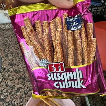 Eti Susamlı Çubuk Kraker'de Kurt Görüldü: Hijyen İhlali