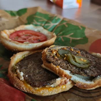 Mini Boy Hamburger Ve Malzeme Eksikliği