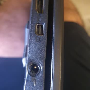 Monster Laptopta Aşırı Isınma Ve Erime Sorunu