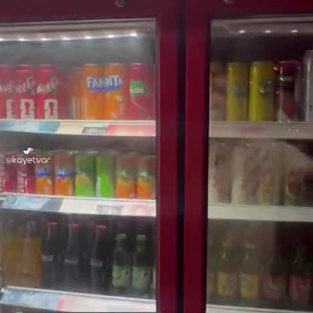 Coca-Cola Dolabı Arızalı, Günlerdir Çözüm Yok!