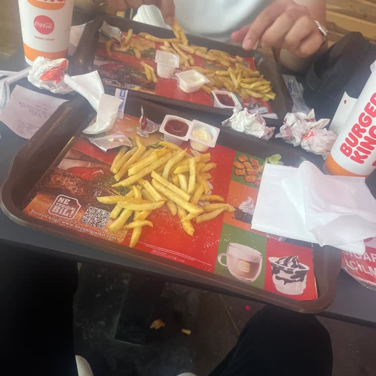 Patates Kızartmalarındaki Yanık Ve Deterjan Tadına Dair Şikayet