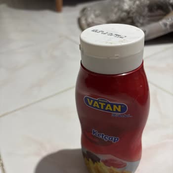 Şok Markette Son Kullanma Tarihi Geçmiş Ketçap Satışı