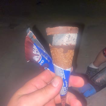 Cornetto Oreo Dondurmasında Üst Kısmı Sürekli Eksik Çıkıyor
