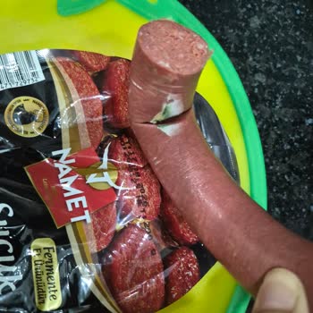 Namet Firmasından Küflü Sucuk Şikayeti Ve Gıda Güvenliği Talebi