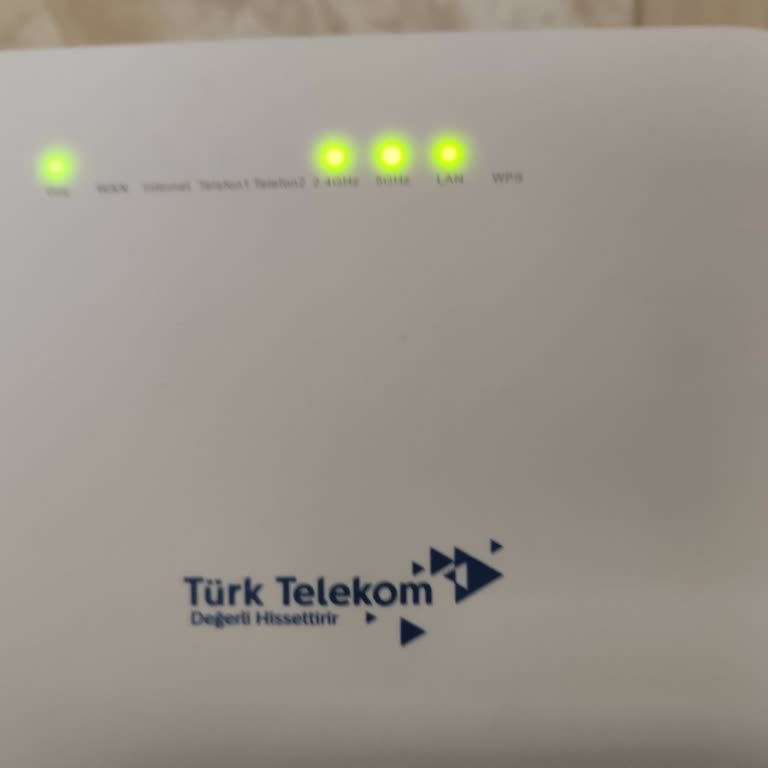 Fiber İnternet Kesintisi, Müşteri Hizmetleri Sorunu Ve Ücret İadesi Talebi