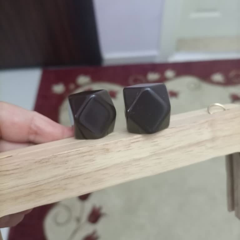 Siyah Renk Ürün Kahverengi Geldi, İade Talebi Reddedildi