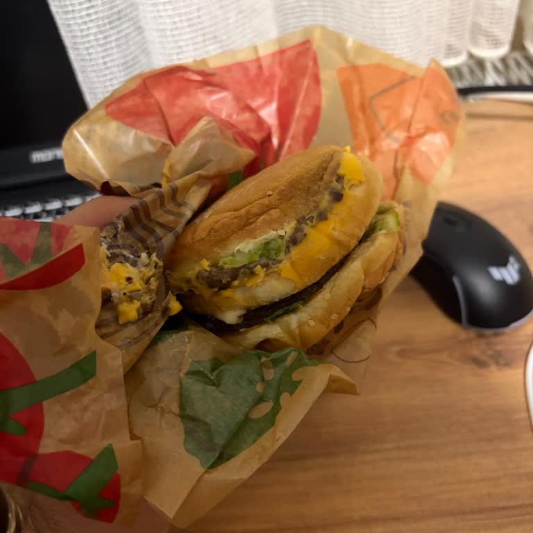 Burger King Yeditepe Şubesinde Tekrarlayan Eksik Ve Kalitesiz Siparişler İçin Şikayet