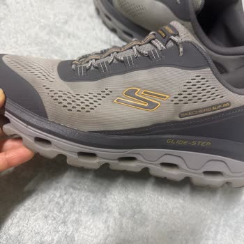 Skechers Erkek Ayakkabısında Kısa Sürede Renk Değişimi Ve Kırılma Sorunu