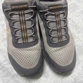 Skechers Erkek Ayakkabısında Kısa Sürede Renk Değişimi Ve Kırılma Sorunu
