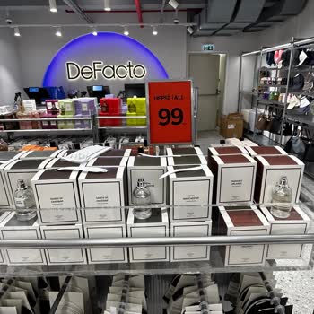 DeFacto Mağazasındaki Yanıltıcı Fiyat Etiketleri Ve Çalışan Tavırları