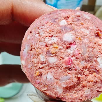 Namet Sucuğunda Boya Ve Kırmızı İp Gibi Yabancı Madde Tespit Edildi