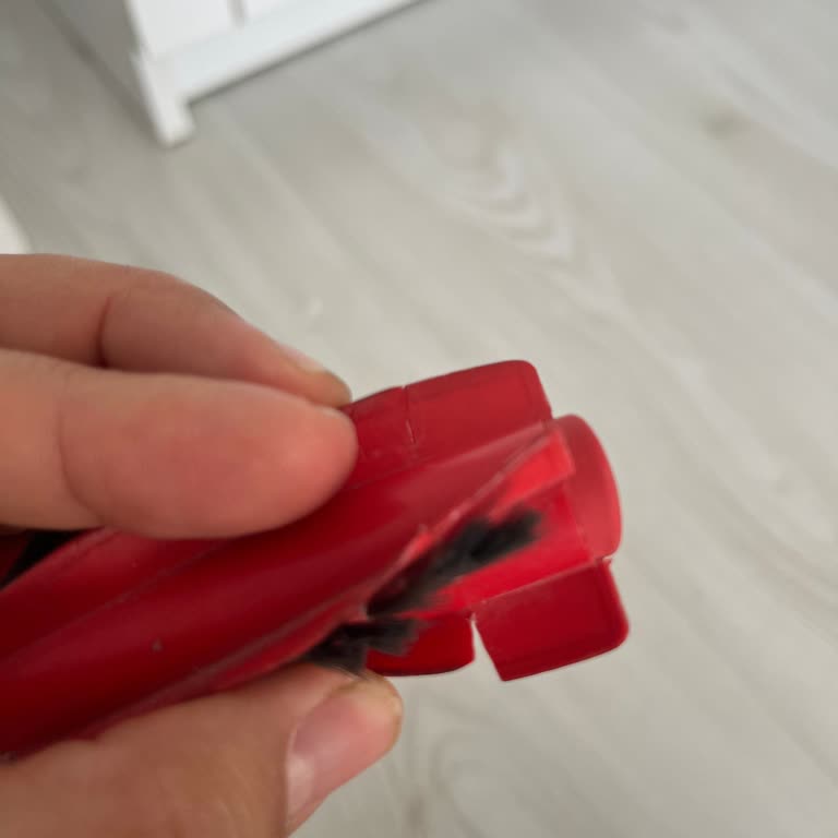 Saç Dolaşması Sorunu Ve Yanıltıcı Bilgilendirme Nedeniyle Roborock İadesi Talebi