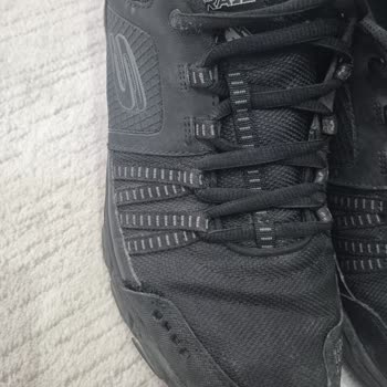 Beş Bin Yedi Yüz TL'lik Skechers Ayakkabısında Üretim Hatası Reddi