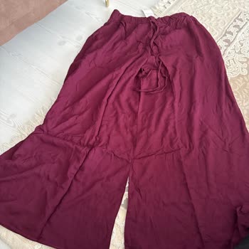 Ellayaz Butik'ten Gelen Yanlış Renk Ve Kalitesiz Pantolon İçin İade Talebi