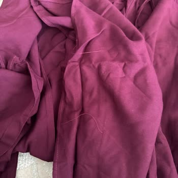 Ellayaz Butik'ten Gelen Yanlış Renk Ve Kalitesiz Pantolon İçin İade Talebi