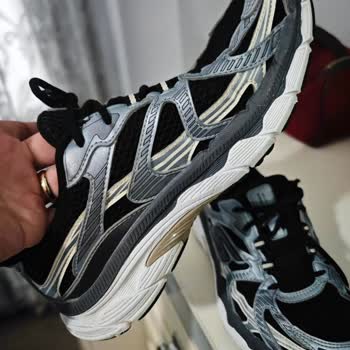 Skechers Ayakkabısında 20 Gün İçinde Yırtılma Ve Ayak Yaralanması, Değişim Talebi Reddedildi