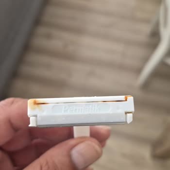 Paslanan Tek Bıçaklı Tıraş Bıçağına Karşı Sağlık Endişesi