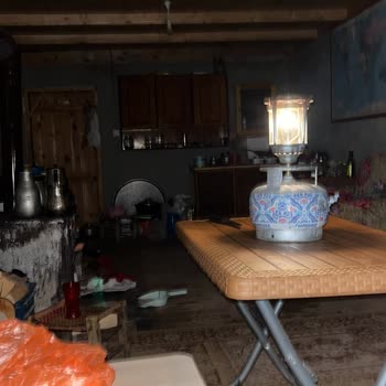 Rize İkizdere Yaylası’nda Uzun Süreli Elektrik Kesintisi Aileleri Mağdur Ediyor