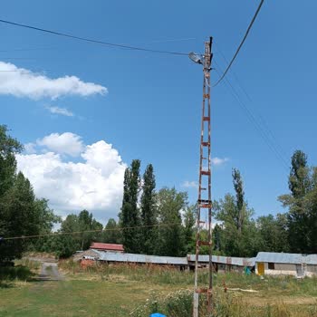 Sokak Lambası Arızası Ve Yanıltıcı Bilgilendirme Sonucu Sürekli Mağduriyet