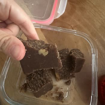 Hakmar Gıda Seyidoğlu Siyah Helvada Ceviz Eksikliği Ve Kalite Düşüşü