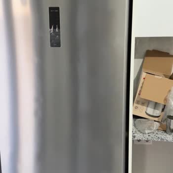 Kusurlu Buzdolabı Kapak Sorunu İçin Tam Değişim Talebi