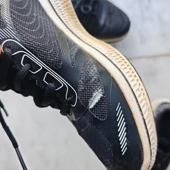 Skechers Ayakkabılarda Kısa Sürede Taban Açılması Ve Üst Yırtılmalarına Karşı İade Talebi