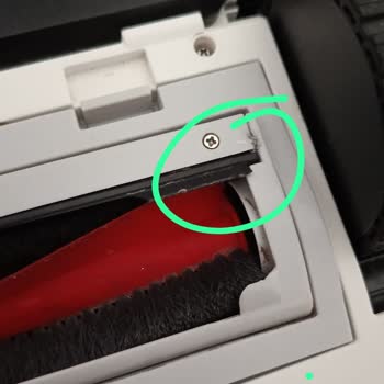 Roborock S8 Pro Servisinde Parça Değişimi Gerçekleşmedi, Şarj Cihazı Kırık Döndü
