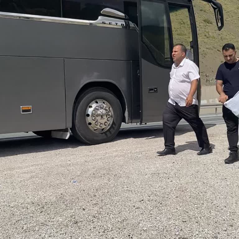 Metro Turizm’de Araç Harareti, Aktarma Gecikmeleri Ve Sınırlı İkram Servisi Yolcuları Mağdur Etti