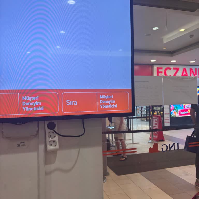 ING Bank Şubesi, Vefat Eden Babanın Maaşını Açamayan Anneye Çözüm Sunamıyor