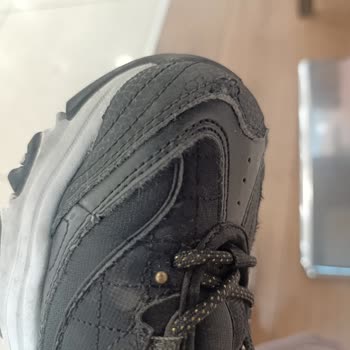 Skechers Kız Çocuk Ayakkabısının Kısa Sürede Dikiş Sorunu Ve İade Talebi