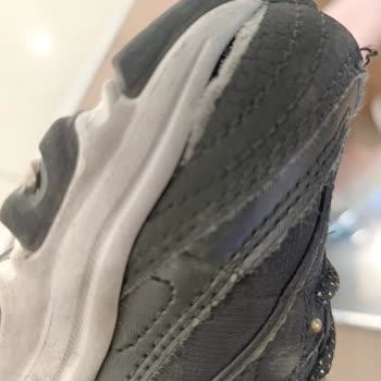 Skechers Kız Çocuk Ayakkabısının Kısa Sürede Dikiş Sorunu Ve İade Talebi